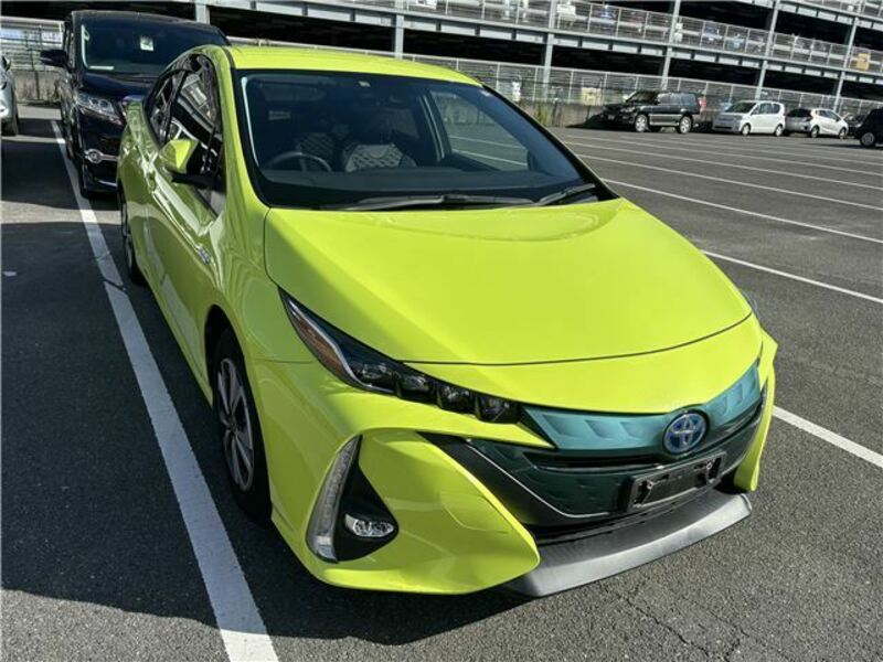 PRIUS PHV