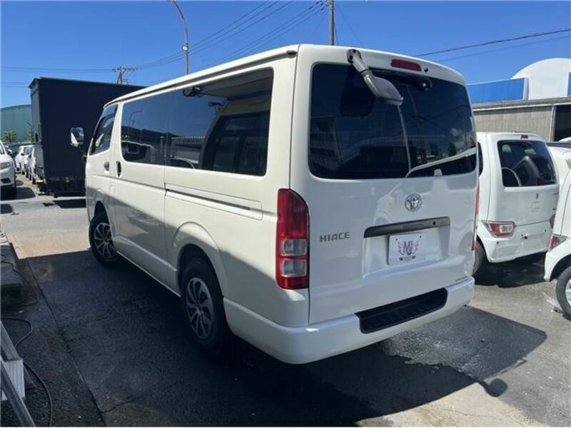 HIACE VAN