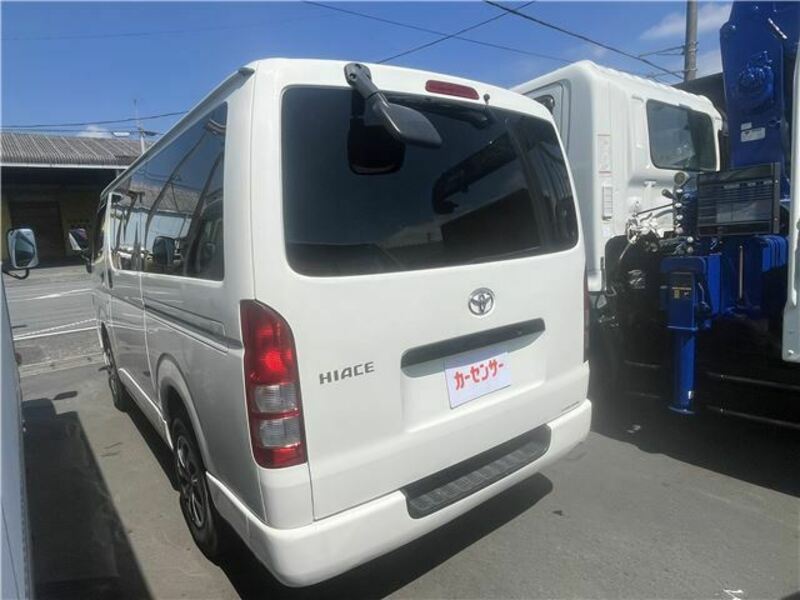 HIACE VAN