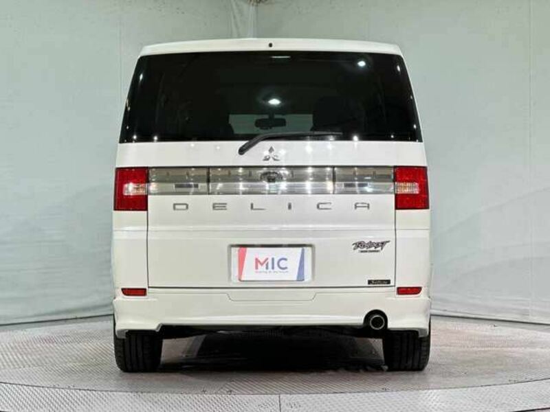 DELICA D5