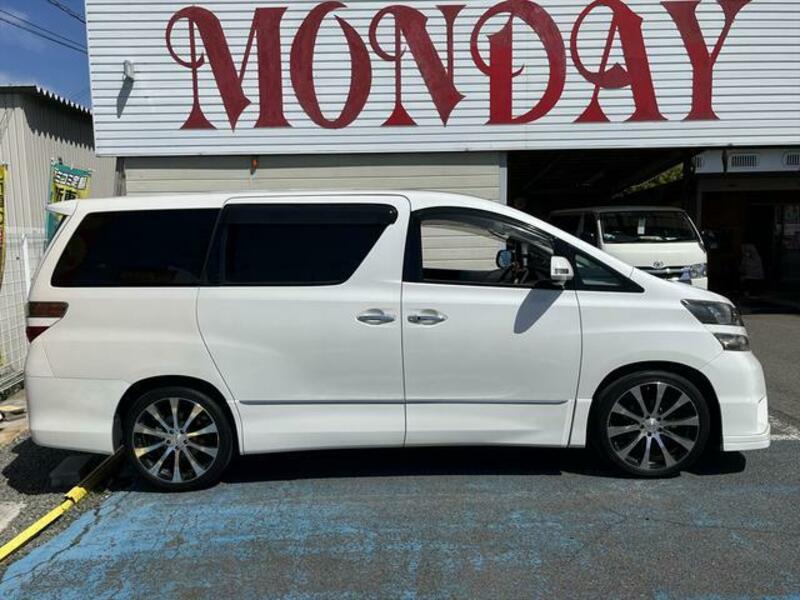 VELLFIRE