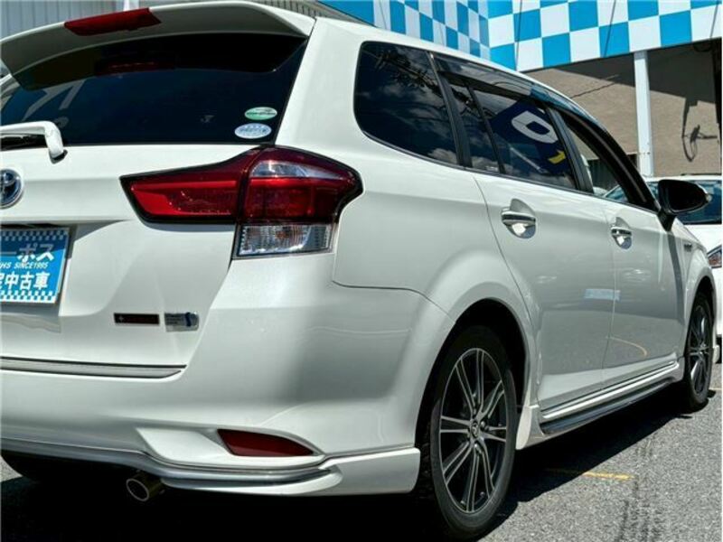 COROLLA FIELDER