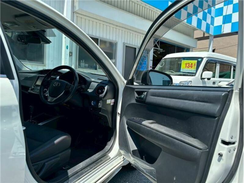 COROLLA FIELDER