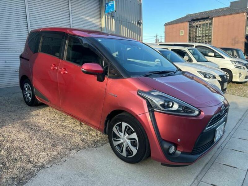 TOYOTA SIENTA