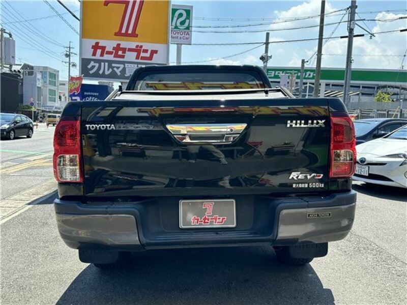 HILUX