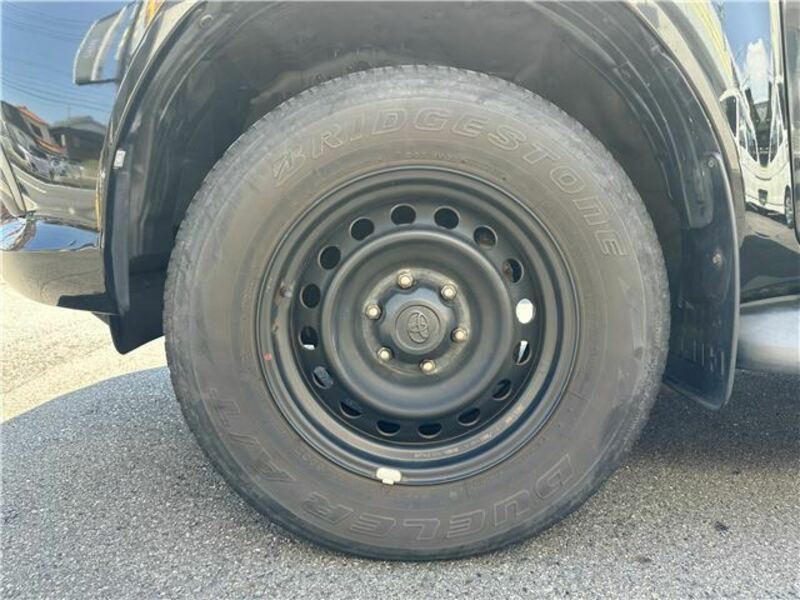HILUX