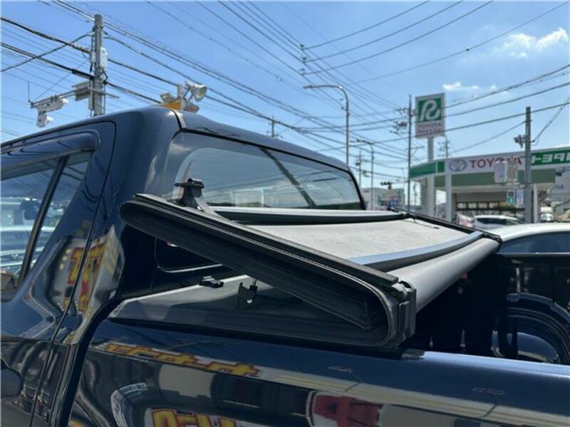 HILUX