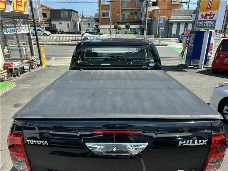 HILUX