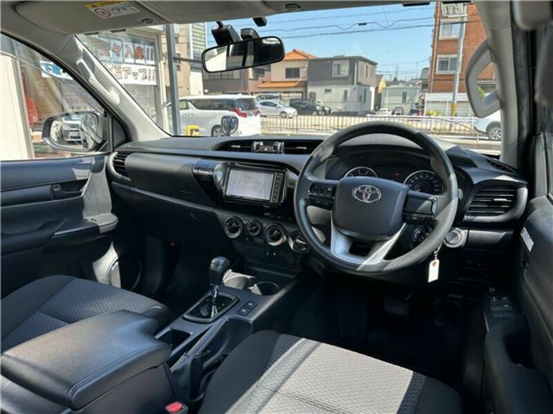 HILUX