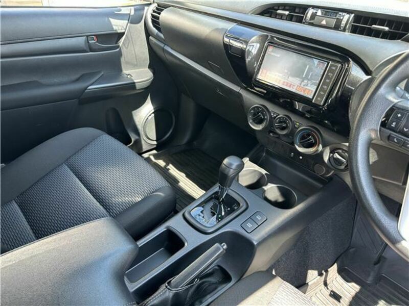 HILUX