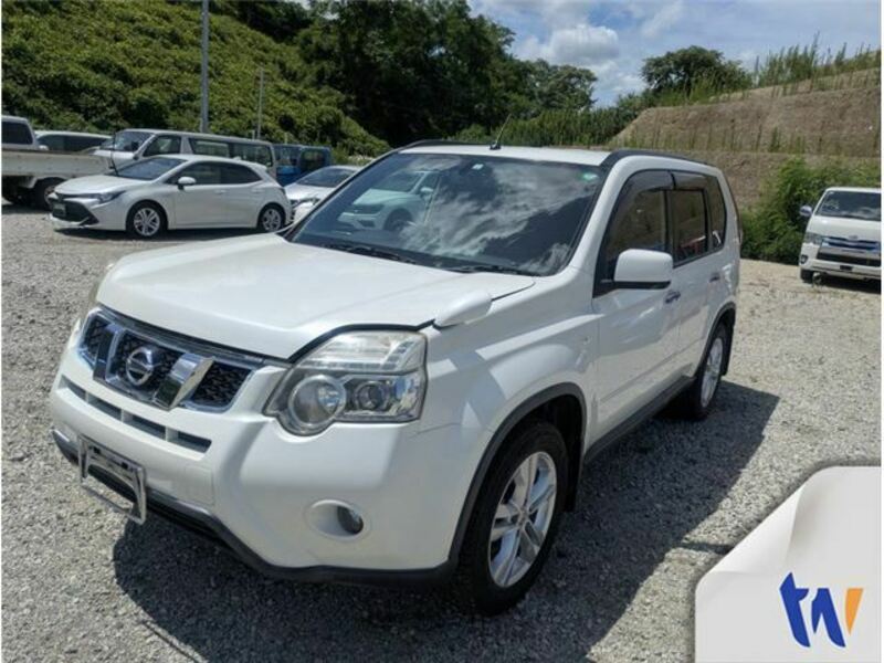 X-TRAIL-0
