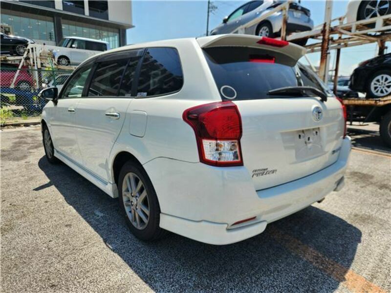 COROLLA FIELDER