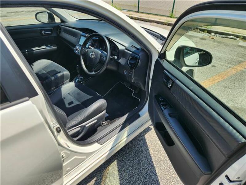 COROLLA FIELDER