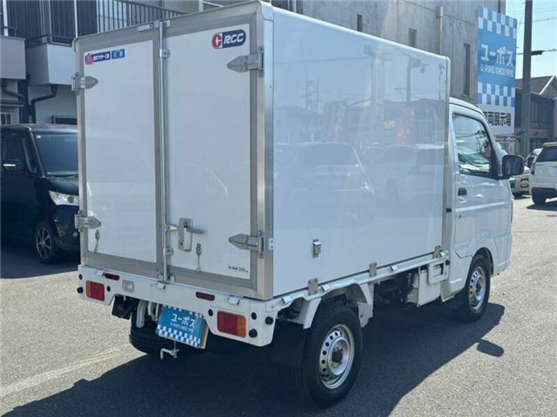CLIPPER TRUCK