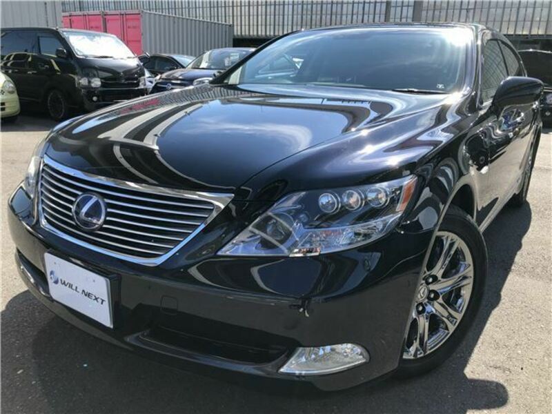 LEXUS LS