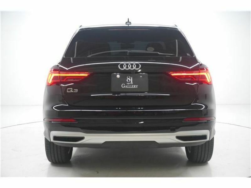 Q3