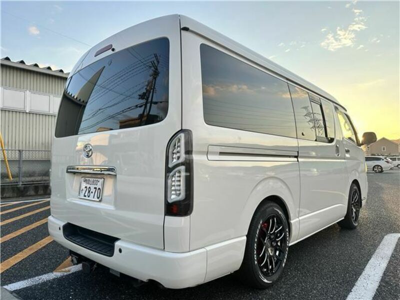 HIACE