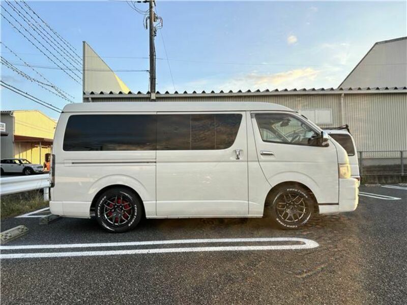 HIACE