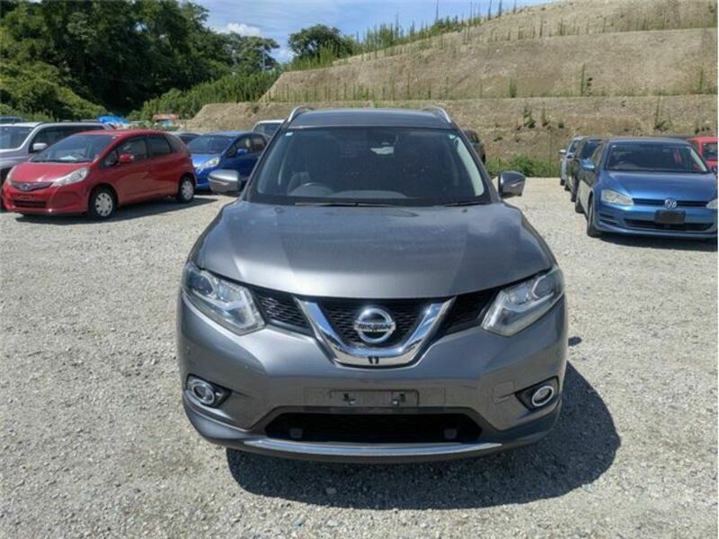 X-TRAIL