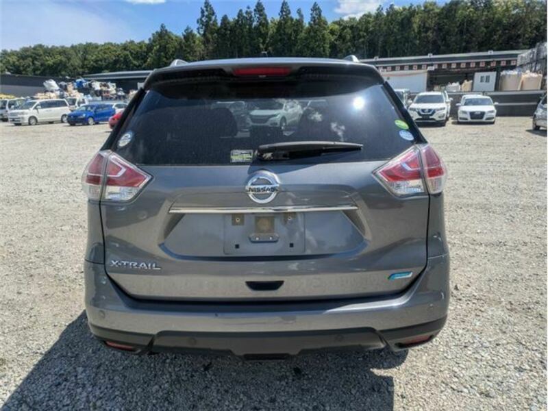 X-TRAIL