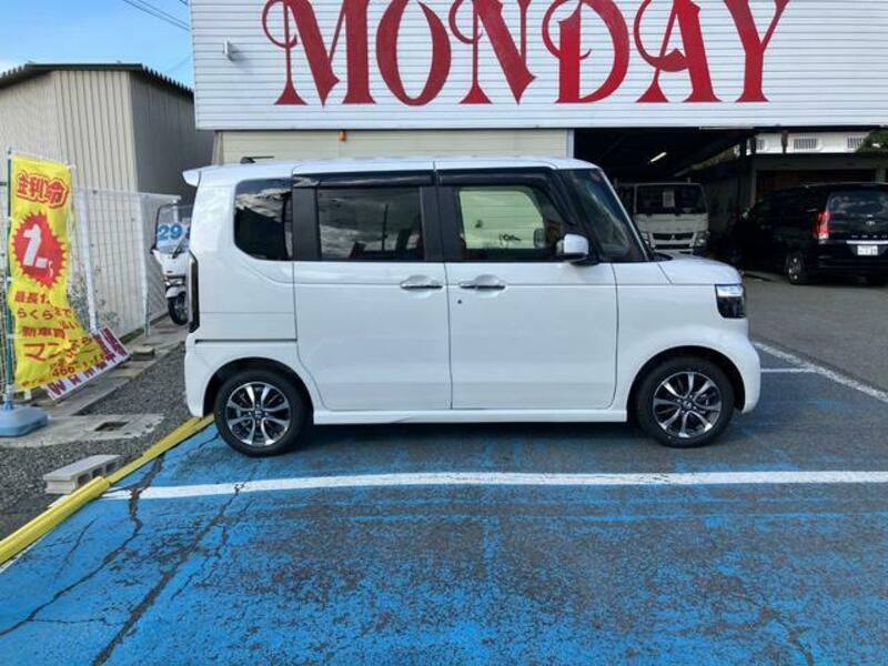 N BOX CUSTOM