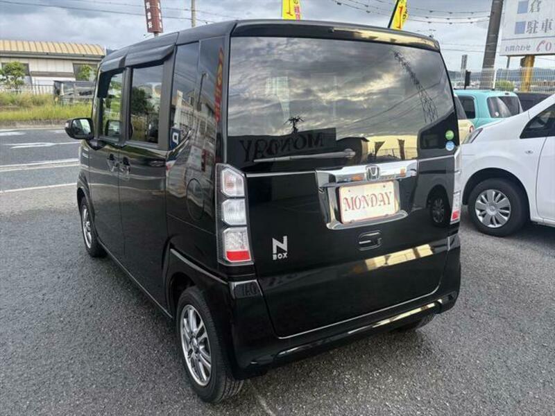 N BOX
