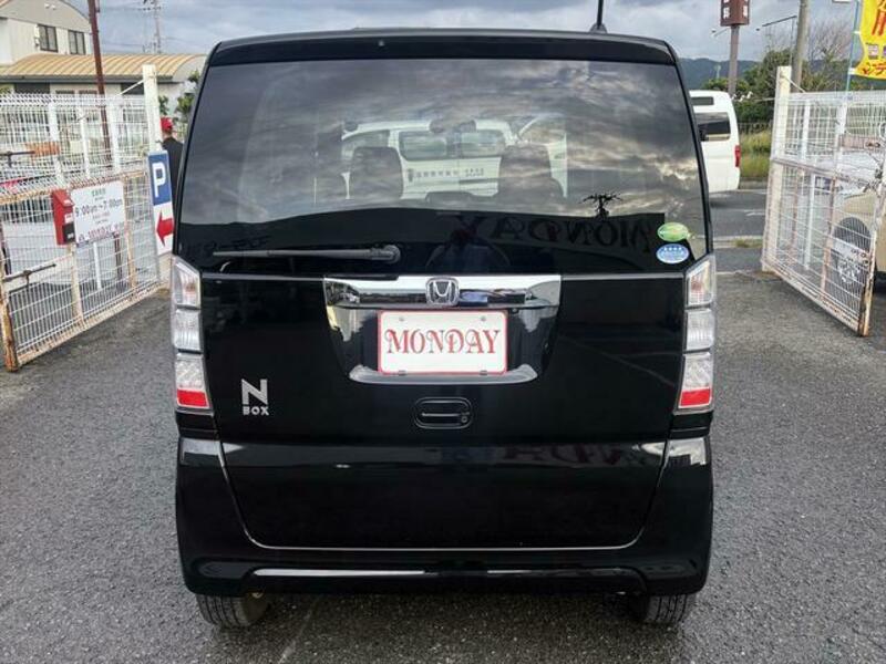 N BOX