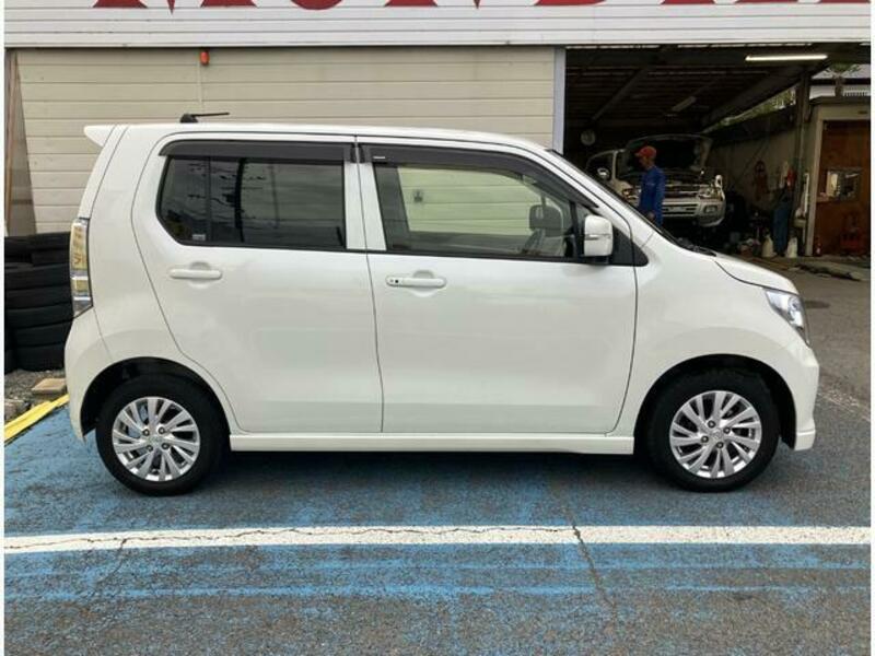 WAGON R