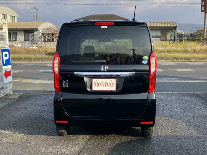N BOX