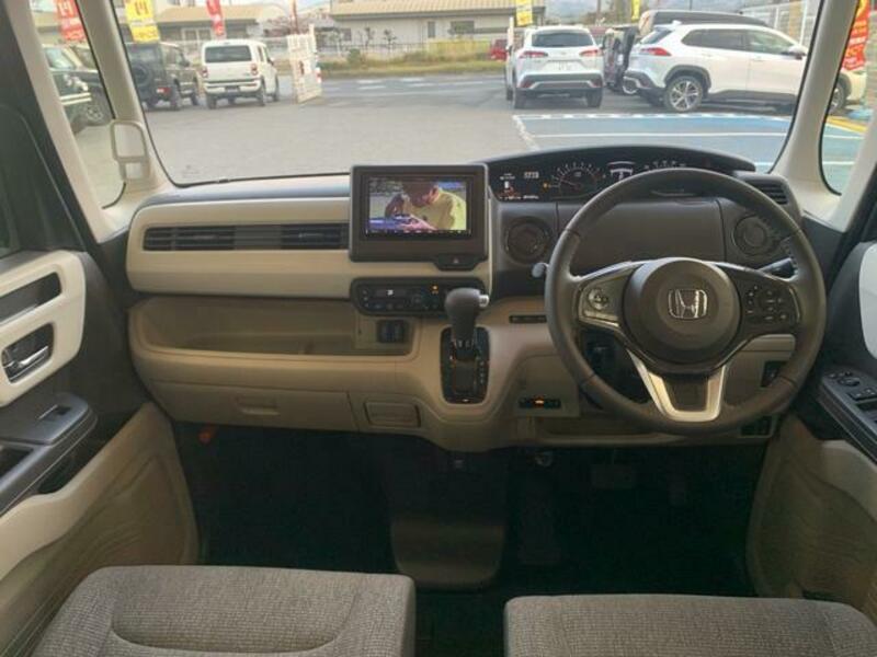 N BOX