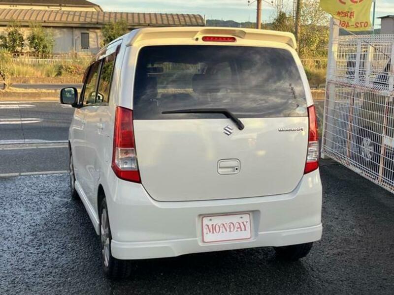 WAGON R