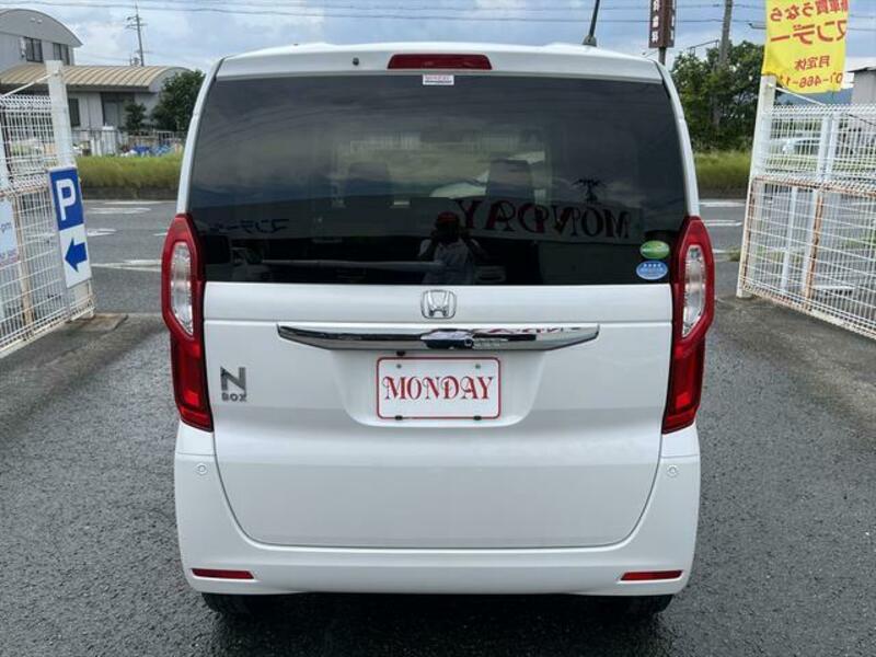 N BOX
