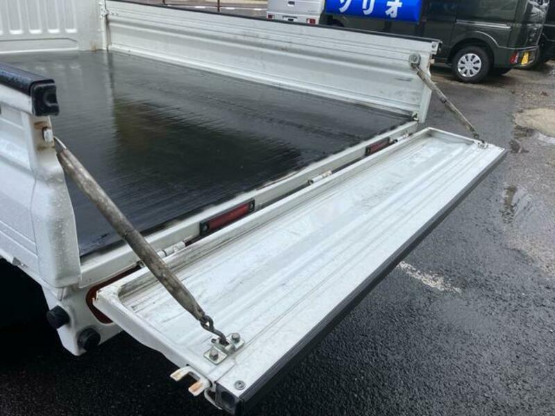 MINICAB TRUCK