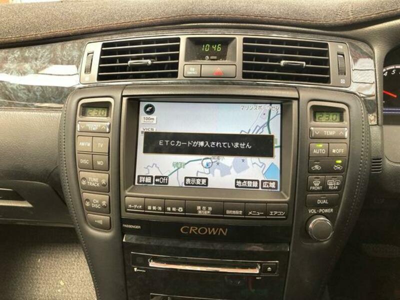 CROWN