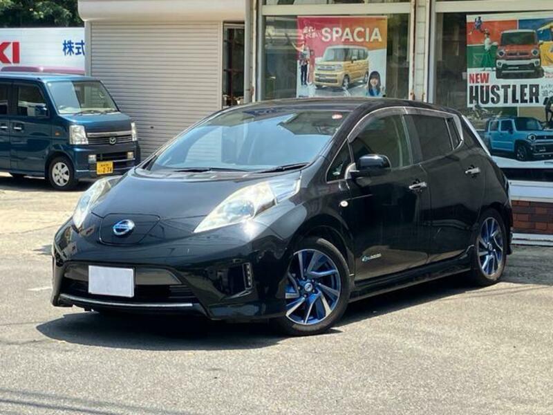 NISSAN LEAF
