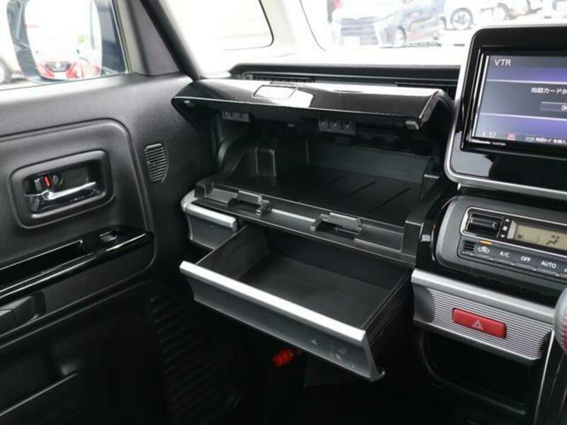 SPACIA CUSTOM