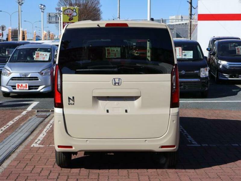 N BOX