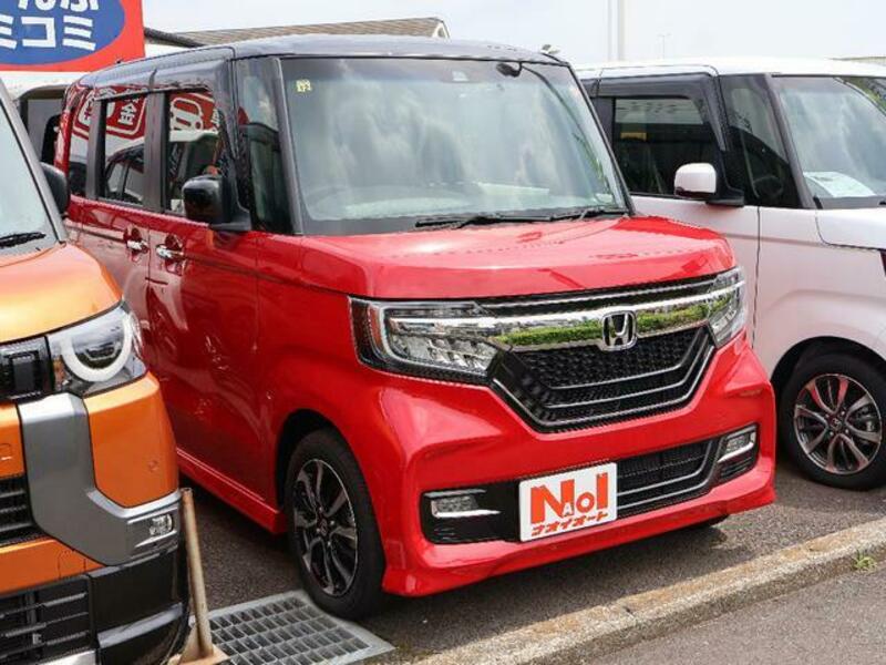 N BOX CUSTOM