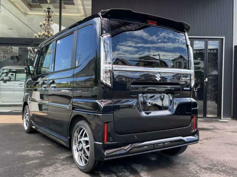 SPACIA CUSTOM