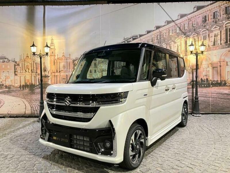 SPACIA CUSTOM