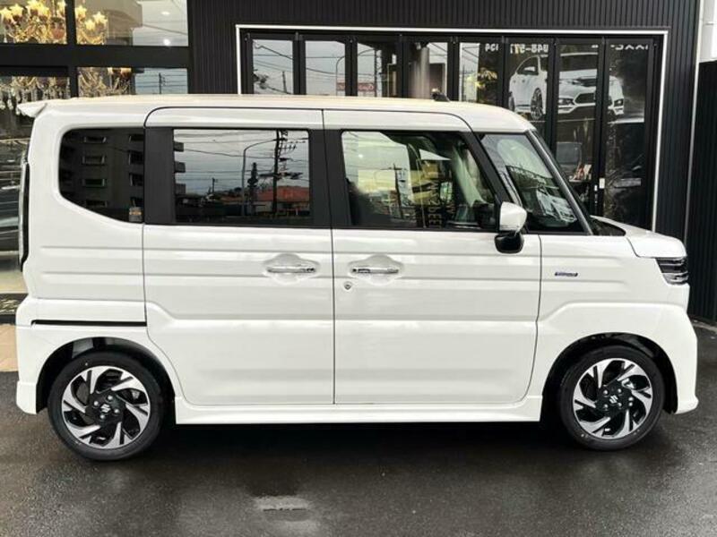 SPACIA CUSTOM