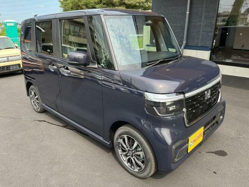 N BOX CUSTOM