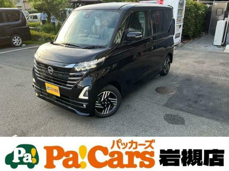 NISSAN ROOX