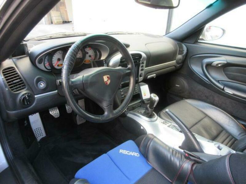911