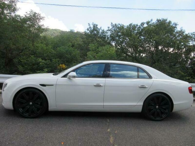 FLYING SPUR