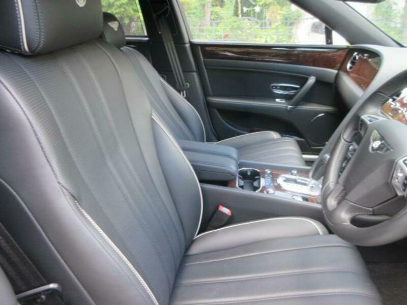 FLYING SPUR