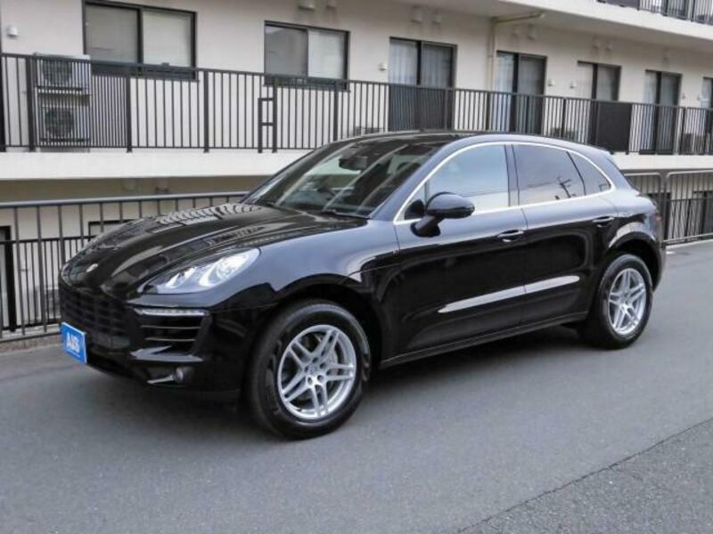 MACAN