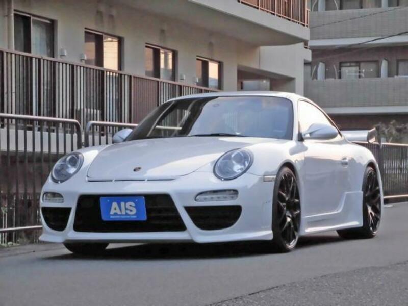 911