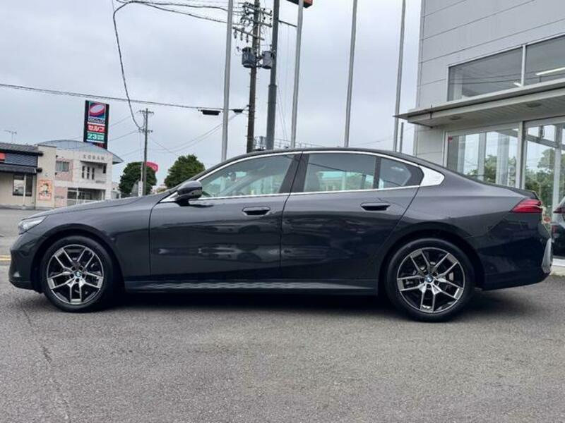 5 SERIES