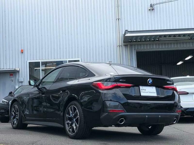 4 SERIES